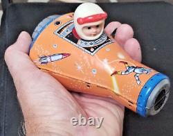 Vintage 1960 NM TIN SPACE MOON CAPSULE Mechanical Windup KANTO JAPAN works