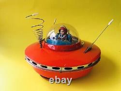 Vintage 1960's Cragstan KO Yoshiya Space Flying Saucer Battery Operated Working