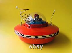 Vintage 1960's Cragstan KO Yoshiya Space Flying Saucer Battery Operated Working