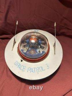 Vintage 1960's Cragstan KO Yoshiya Space Patrol 3 Flying Saucer Battery Operated