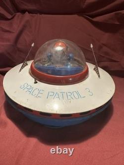 Vintage 1960's Cragstan KO Yoshiya Space Patrol 3 Flying Saucer Battery Operated