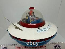 Vintage 1960's Cragstan KO Yoshiya Space Patrol 3 Flying Saucer Battery Operated