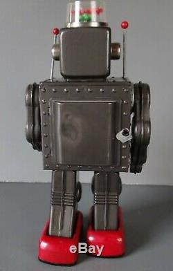 Vintage 1960's HORIKAWA FIGHTING ROBOT Tin Space Toy made in JAPAN