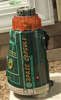 Vintage 1960S HORIKAWA Japan USA Space GREEN Capsule Battery Operated Tin Toy