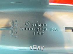 Vintage 1960s Remco Signal Raygun Space Ray Gun 3 barrels Orange & Silver