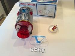 Vintage 1960s SPACE CAPSULE with FLOATING ASTRONAUT TIN Japan Toy-XLNT with BOX