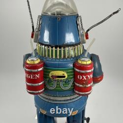 Vintage 1962 Nomura Rosko Battery Operated Astronaut Tin Toy Made in Japan