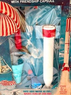 Vintage 1962 PARK'S PROJECT MERCURY Water Rocket # 510 w Friendship Capsule NMIB