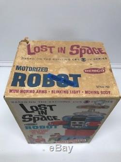 Vintage 1966 LOST IN SPACE TOY ROBOT By REMCO in BOX Light Works