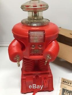 Vintage 1966 LOST IN SPACE TOY ROBOT By REMCO in BOX Light Works