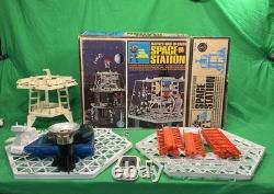 Vintage 1966 Mattel Major MATT MASON SPACE STATION Playset with Box Near Complete