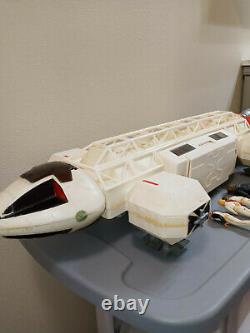 Vintage 1976 Mattel Space 1999 Eagle One 1 Space Ship With Custom Crew