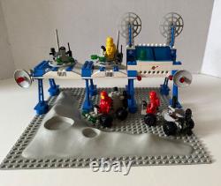 Vintage (1983) LEGO 6930 Space Supply Station 100% Complete RARE