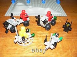 Vintage 1983 LEGO Legoland Space Supply Station Set No. 6930 SEE DETAILS