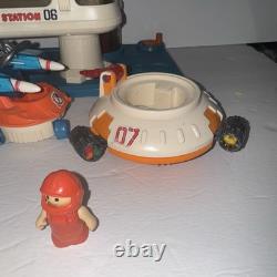 Vintage 1984 Lil Playmates Space Station Play Set Used