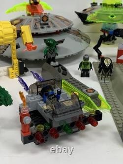 Vintage 1990's Retired Lego Parts Lot Space Alpha UFO Minifigures Accessories