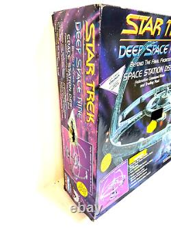 Vintage 1994 Star Trek Deep Space Nine (DS9) Space Station from Playmates MIB