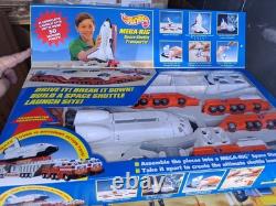 Vintage 1996 Hot Wheels Mega-rig Space Shuttle Transporter 16757 New Sealed Box