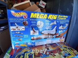 Vintage 1996 Hot Wheels Mega-rig Space Shuttle Transporter 16757 New Sealed Box