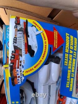 Vintage 1996 Hot Wheels Mega-rig Space Shuttle Transporter 16757 New Sealed Box