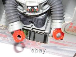 Vintage 1997 Lost In Space Robot B-9 New in Box Trendmasters