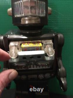 Vintage 50s Nomura TN tin battery operated space fighter robot