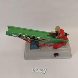Vintage 62DDR Germany MSB Launch pad Rocket Station Space Launc Battery Tin Toy