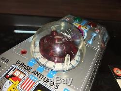 Vintage 70's TIN TOY SPACE SHIP TANK UFO BATTERY OPERATED BRAND NEW BOXED REEL