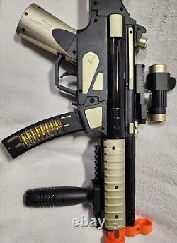 Vintage 90's Toy Machine Gun withLights Sound & Moving Ammo Clip M16 Space Pistol