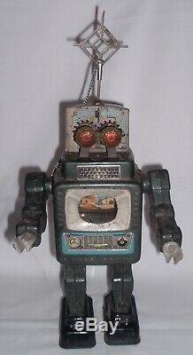 Vintage ALPS Television SPACE MAN ROBOT TOY Missing one part -semi working