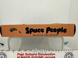 Vintage Archer Plastic Space People Figure Set #129 New In The Box