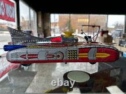 Vintage Astronef Eletrcique Battery Operated Space Ship