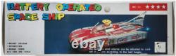 Vintage Battery Operated Space Ship M/NM Tin in VG Box. Lights! Action! Sound