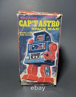 Vintage Captain Astro Space Man Walking Wind Up Robot Mego