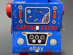 Vintage Captain Astro Space Man Walking Wind Up Robot Mego