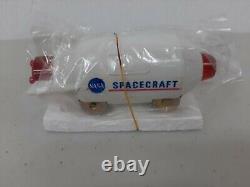 Vintage Daiya Japan Lunar Loop Battery Op Space Toy MIB NOS Never Used UP