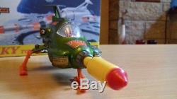 Vintage Dinky Toys No 351 UFO SHADO Interceptor Gerry Anderson Space Scarlet