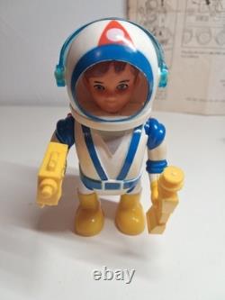 Vintage Eldon Billy Blastoff Space Base Set Accessories & Instructions Gen 1