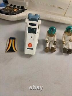 Vintage Fisher Price 325 Alpha Probe Space Ship Shuttle Adventure People