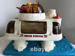 Vintage Fisher Price Space Station Commander 06 Playmates Play World 1984