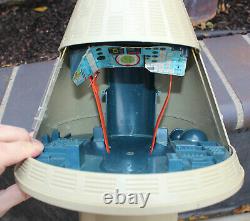 Vintage Hasbro GI Joe Action Pilot Space Capsule & Suit with Pilot Figure & Box