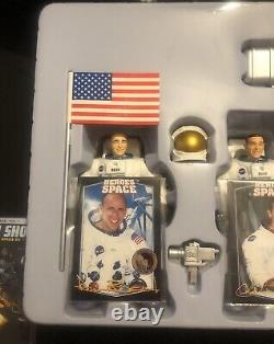 Vintage Heroes of Space Astronaut Figures Apollo 12 & 16 Bean Duke Conrad Cards