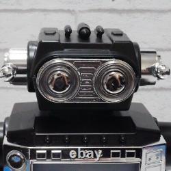 Vintage Horikawa New Television space Robot Tin Toy Black Battery Operated
