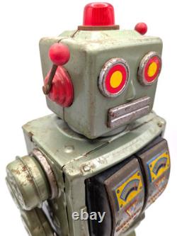 Vintage Horikawa Star Strider Robot Tin Toy Japan Battery Op Non Working 12in