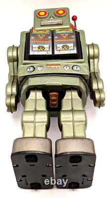 Vintage Horikawa Star Strider Robot Tin Toy Japan Battery Op Non Working 12in