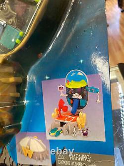 Vintage House of Slam Space Dome (Space Jam, Mighty Max Playmates) SEALED