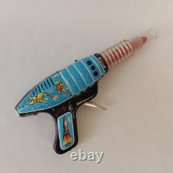 Vintage Hungary Space Ray Gun Pistol Litho Astronaut Friction Tin Toy Works+ Box