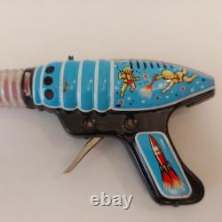Vintage Hungary Space Ray Gun Pistol Litho Astronaut Friction Tin Toy Works+ Box