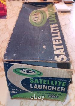 Vintage IDEAL Satellite Launcher Space Vehicle No 4874 withBox WORKS! Video Soon