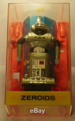Vintage IDEAL Zeroid Robot Zintar in original plastic case, runs/works 1968